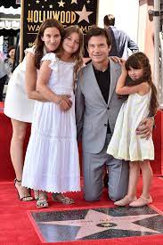 Jason Bateman Photo with his family.