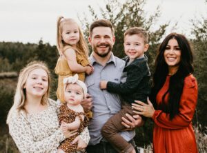 Houska's familial domain expands to include four children